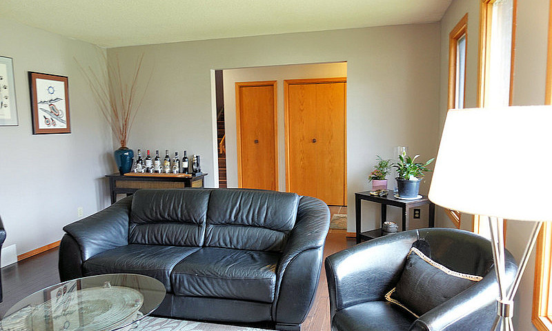 3 Beds 2 Bath Home F...