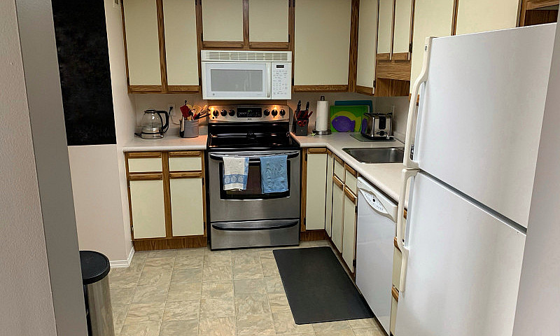 Downtown Condo With ...