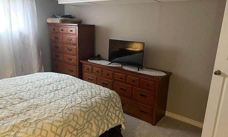 Furnished Basement A...