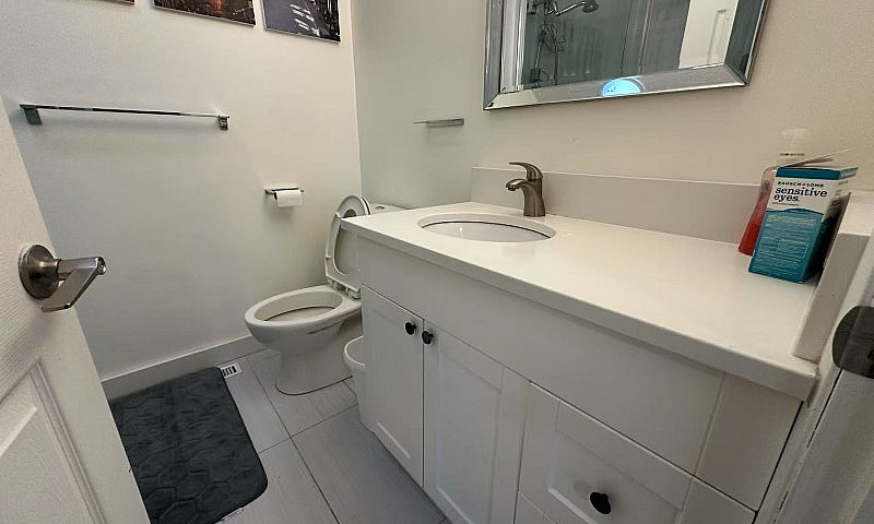Room For Rent...
