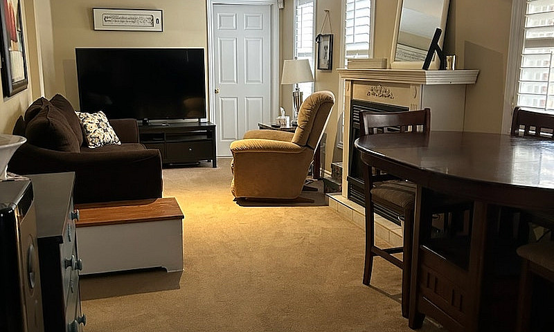 Spacious 2Br Walkout...