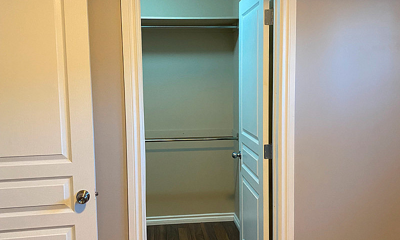 Entire Basement In W...