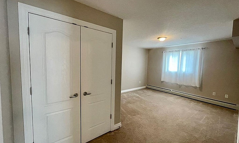 2 Bed, 2 Bath Apartm...