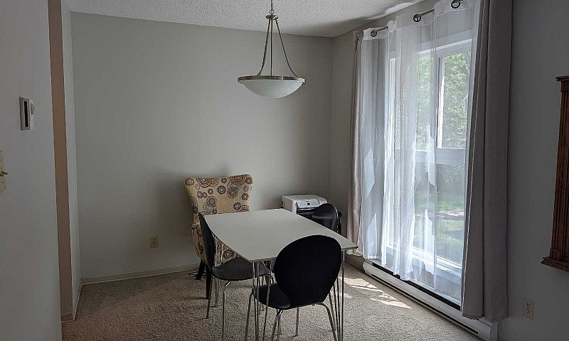 2 Bed, 1.5 Bath Subl...
