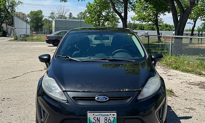 2013 Ford Fiesta...
