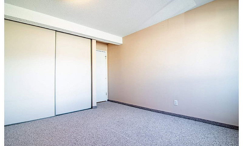2 Bedroom - Walk To ...