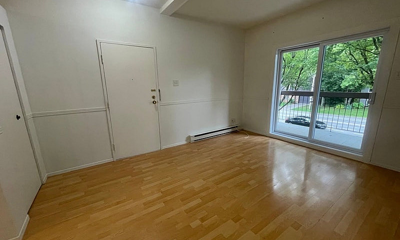 Logement À Louer/App...