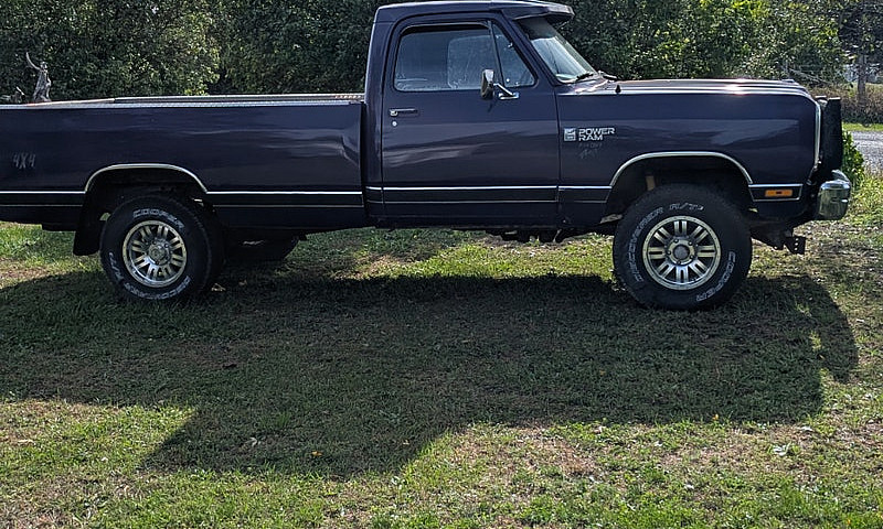1989 Dodge Ram 4X4 W...