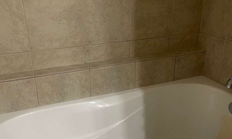 2 Bedroom Walkout Ba...