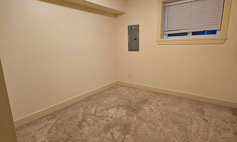 2 Bedroom Basement S...