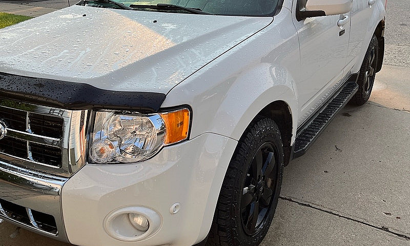 2011 Ford Escape Lim...