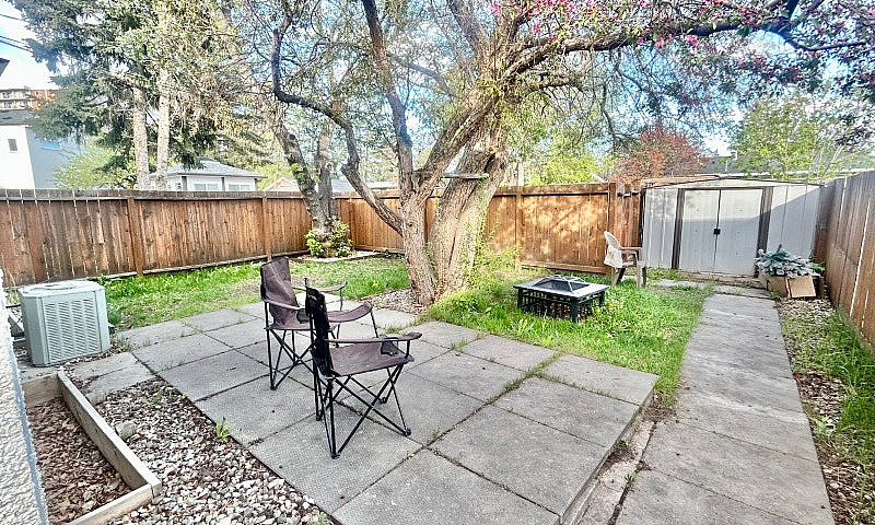 Super Large 2 Bed Ba...