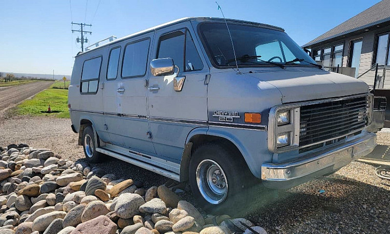 1986 G20 Vandura ...