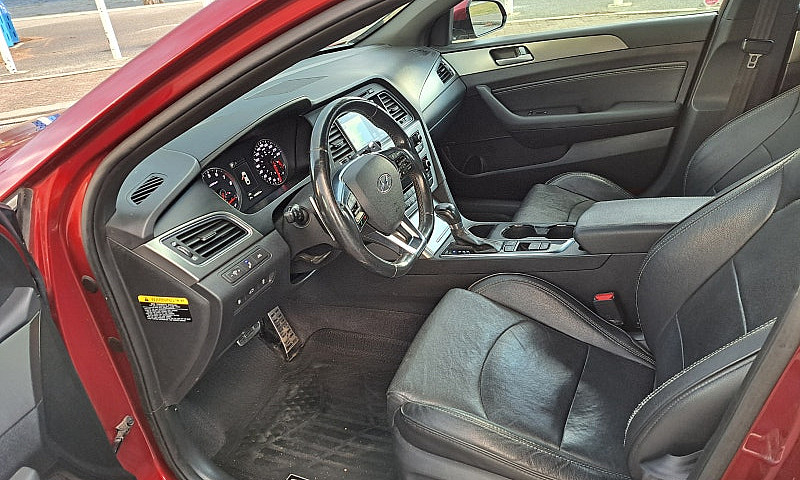 Hyundai Sonata 2.0Lt...