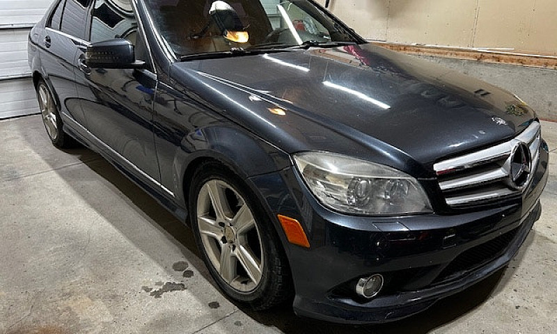 2010 Mercedes Benz C...