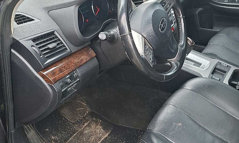 2013 Subaru Legacy L...