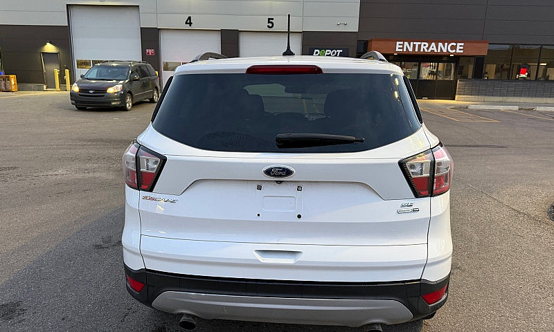 2018 Ford Escape Se...