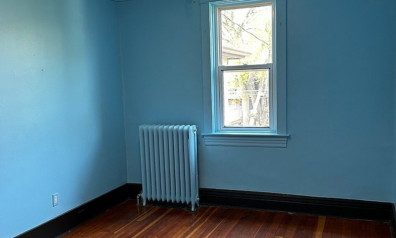 **3Bed 1Bath Duplex ...