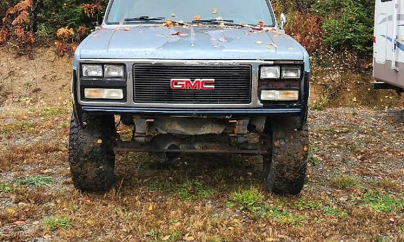 1989 Suburban 4Wd...