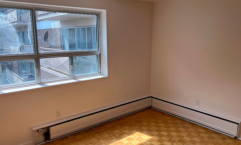 Centretown Bachelor/...