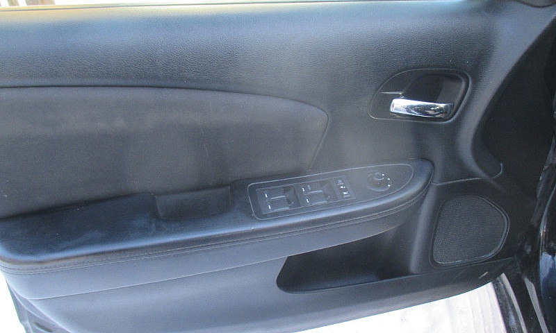2014 Chrysler 200 Ne...