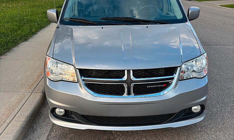 2016 Dodge Grand Car...