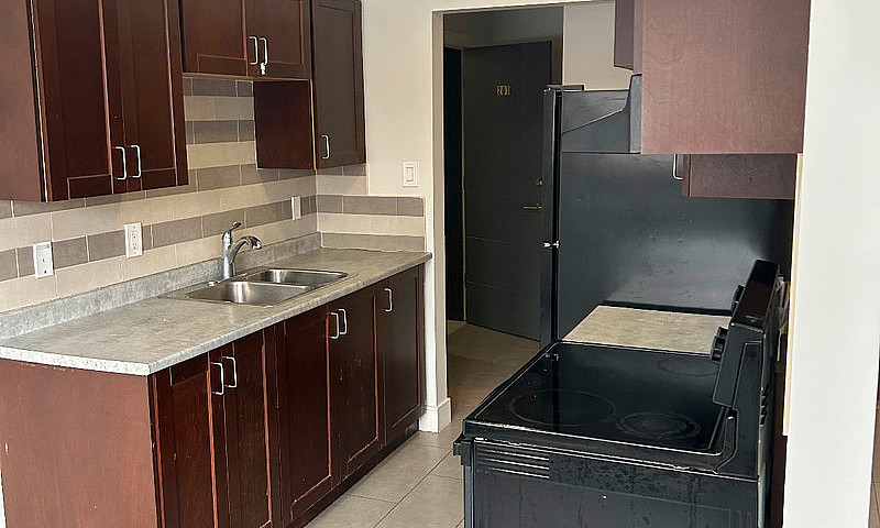 Cozy 1 Bedroom Renov...
