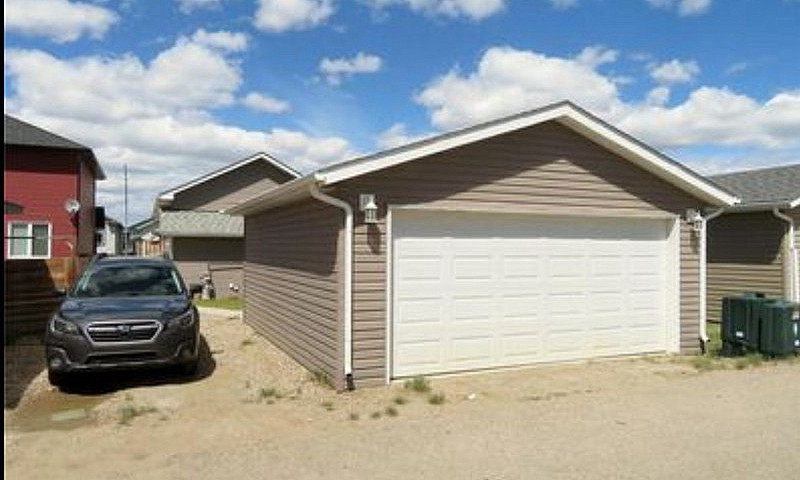 3 Bed 2 Bath House I...