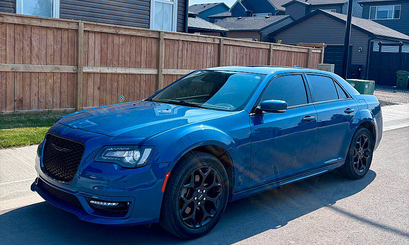 Chrysler 300 Touring...