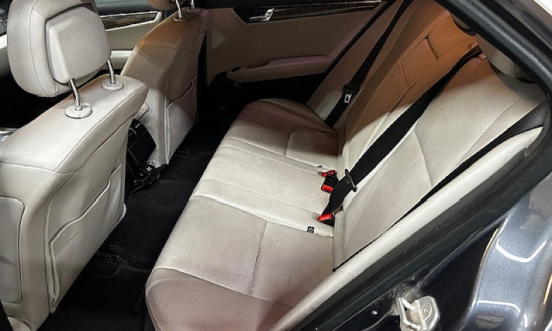 2010 Mercedes Benz C...