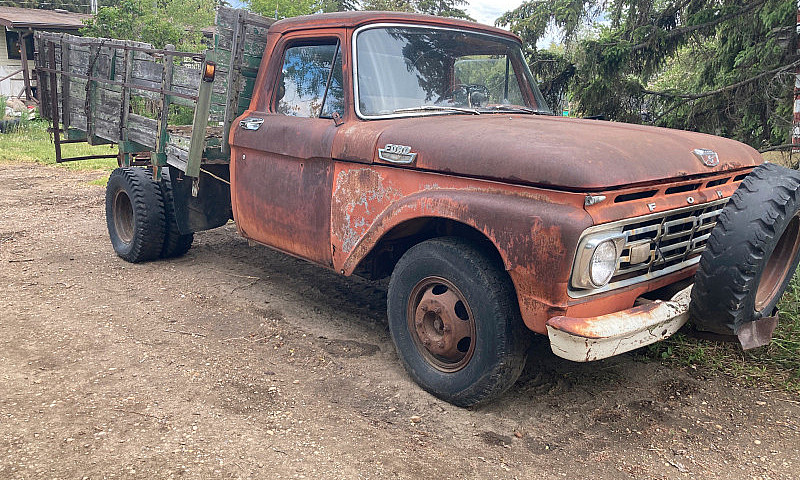 Classic Trucks For S...
