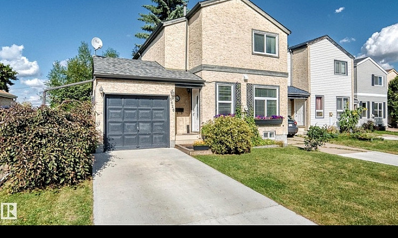 New Listing In Ottew...