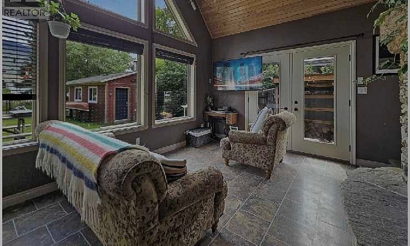 Beautiful Custom Hom...