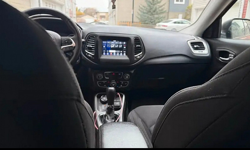 2019 Jeep Compass...