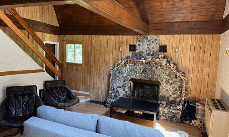 Semi-Waterfront Lot ...