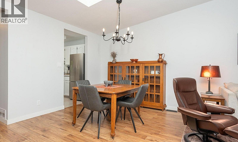 55+ Rancher Town Hom...