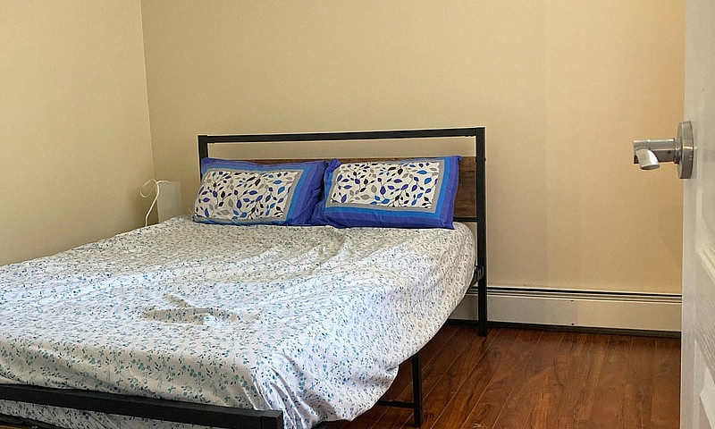 2 Dedroom And 2 Bath...