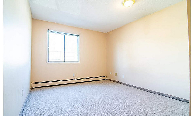 2 Bedroom - Walk To ...