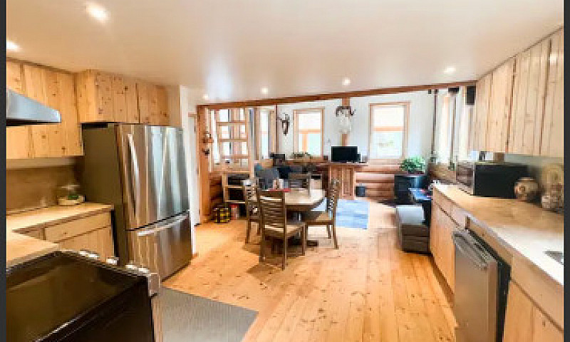 Acreage On The Klond...