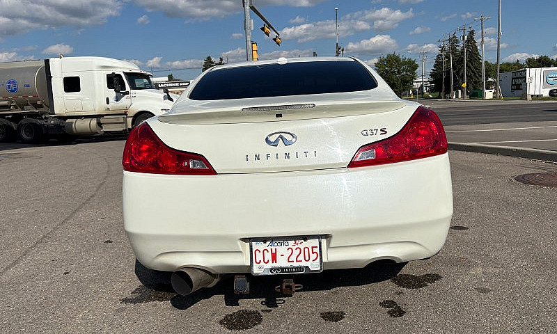 2008 Infiniti G37S...