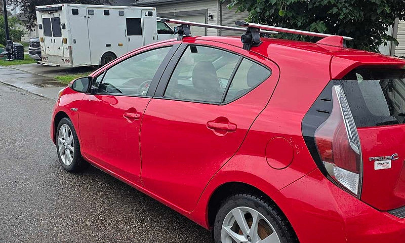 Toyota Prius C 2016...