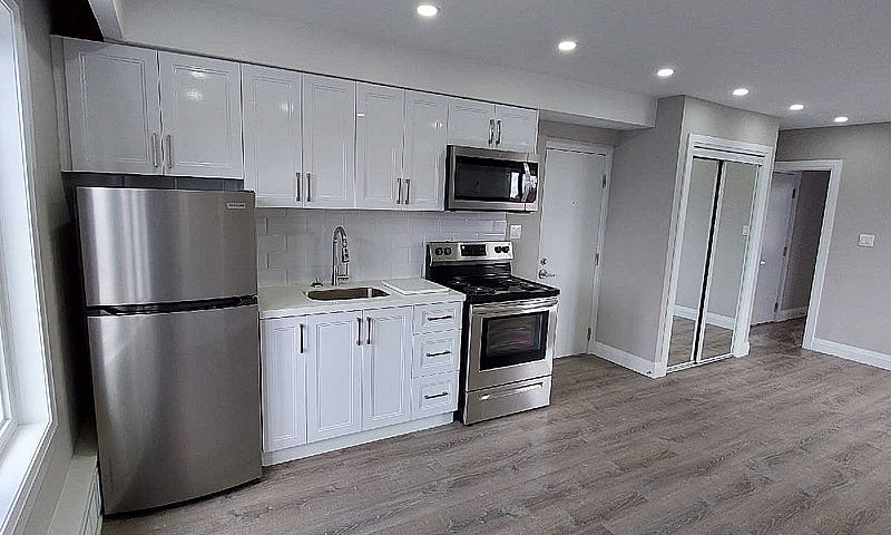 Beautiful 1 Bedroom ...