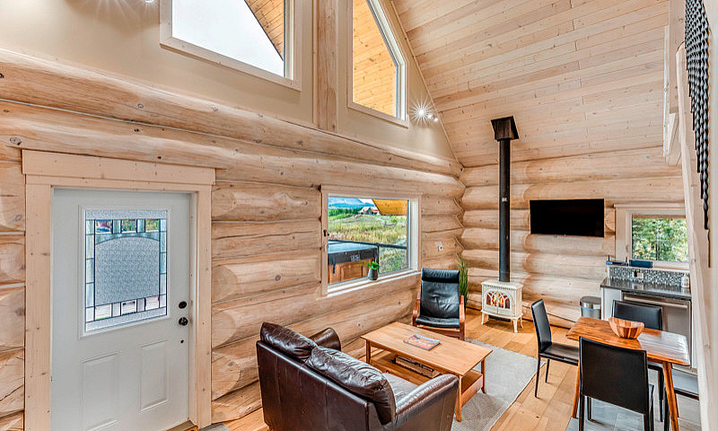 Acreage! 130 Woodlan...