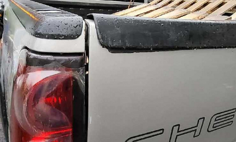 2005 Chevrolet Silve...