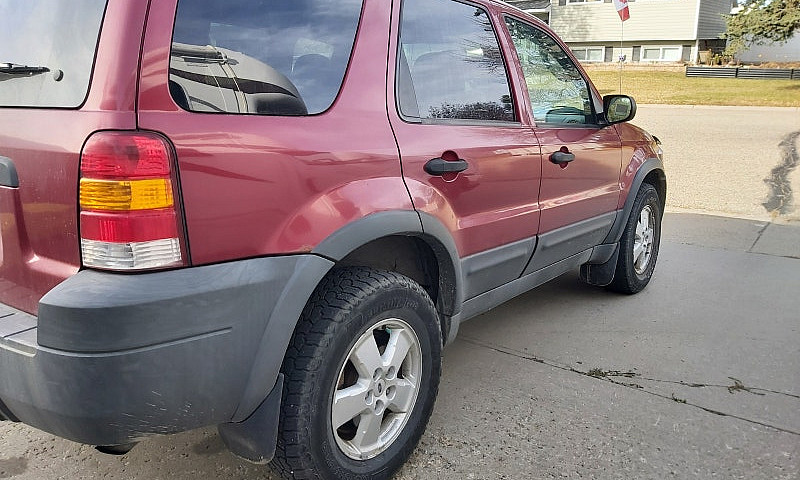 2005 Ford Escape For...