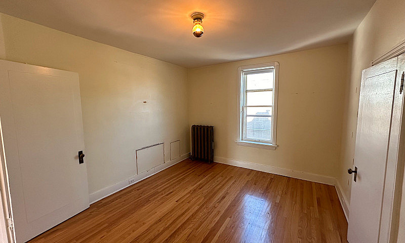 Top-Floor 2Br Suite ...