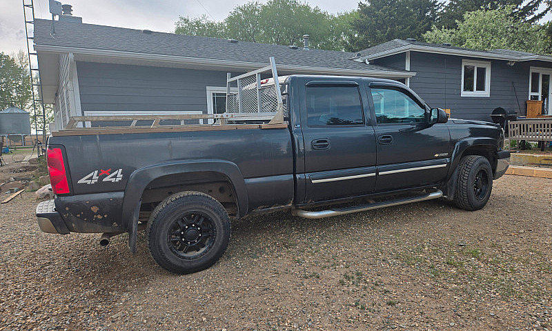 2004 Chevy Silverado...