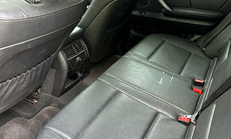 2005 Bmw X5...