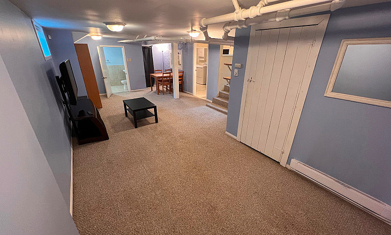 Student Housing (1 B...