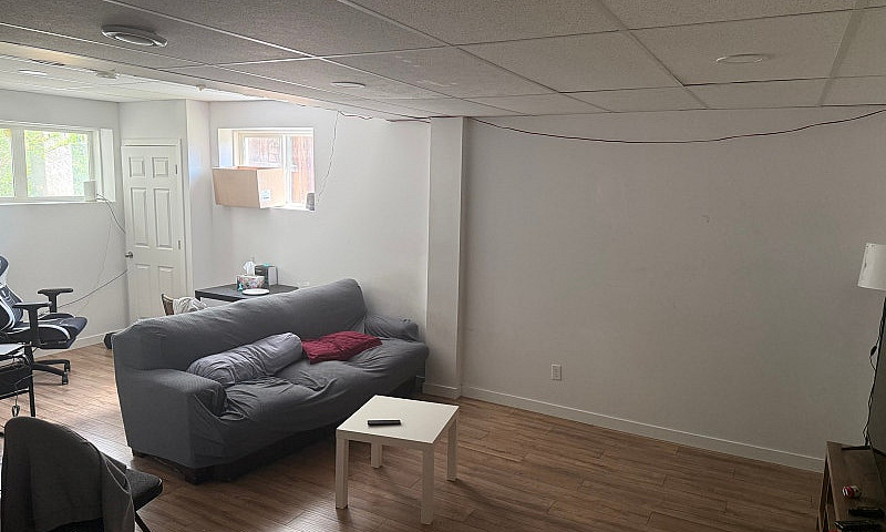 Room Near Uofm...